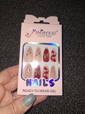 Princess Beauty Care Ready-to-Wear Gel Nails - Red & Nude